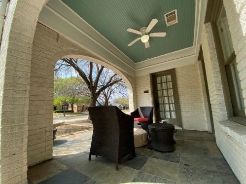 2741 Willing Ave, Fort Worth, TX 76110-3035