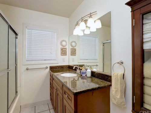 7845 La Mirada Cir, Buena Park CA  90620-2308 exterior