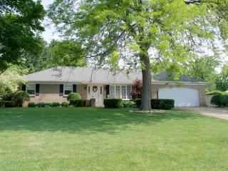 1016 Linwood Pl, Mansfield, OH 44906-2925