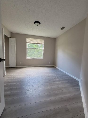 292 Kensington Way, West Palm Beach FL  33414-4316 exterior