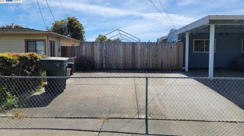 2017 Arctic St, San Leandro, CA 94577-3116