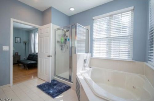 4 Evergreen Way, Mount Arlington NJ  07856-1377 exterior
