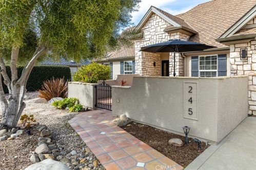 245 Plancha Way, Pismo Beach CA  93420-4611 exterior