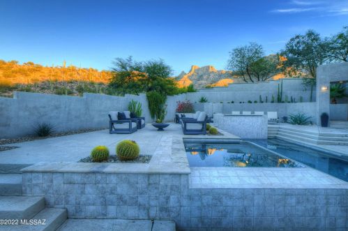 2116 Buck Rdg Pl, Tucson AZ exterior