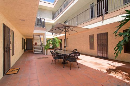 2956 C St, San Diego, CA 92102-4966