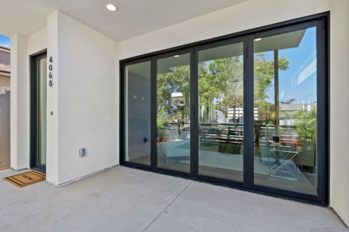 4068 Sequoia St, San Diego, CA 92109-6159
