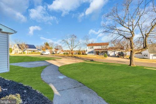 83 Hamilton Ln, Willingboro NJ  08046-1704 exterior