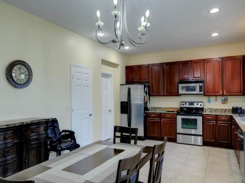 672 Carriage Lk Way, Vero Beach FL 32968-9480 exterior