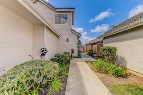 10272 Rancho Carmel Dr, San Diego, CA 92128-3660