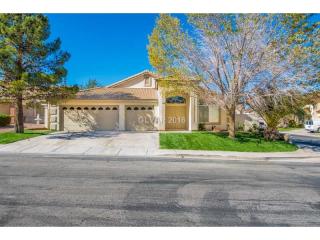 271 Gingerbread St, Henderson, NV 89012-3295