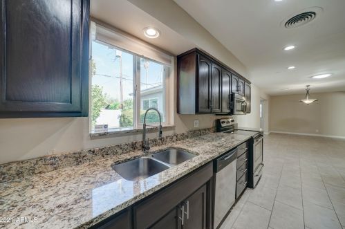 2125 69th Pl, Scottsdale AZ  85257-2630 exterior