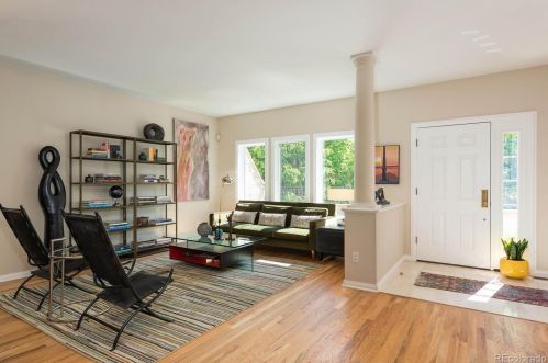 387 Ogden St, Denver CO 80205-5137 exterior