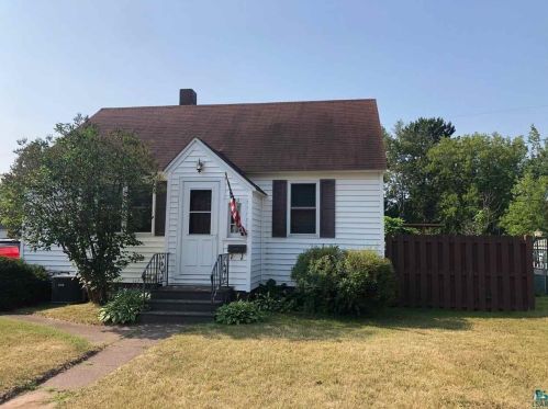1212 Prospect Ave, Scanlon, MN 55720-1332