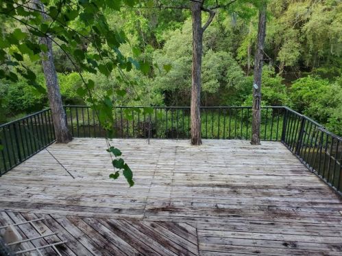 5164 Cyril Dr, Dade City, FL 33523-9137