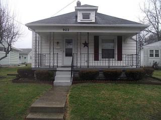 922 Young St, Piqua, OH 45356-3253
