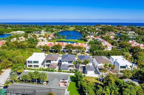756 Lake Ave, Delray Beach, FL 33483-5928