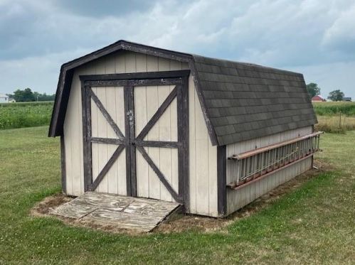 1719 Township Road 46, Bellefontaine OH  43311-9784 exterior