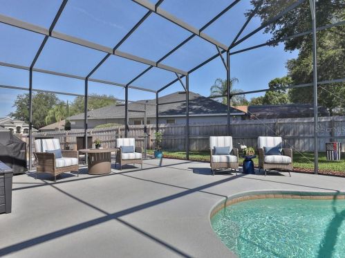 48 Valleywood Dr, De Bary FL  32713-3280 exterior