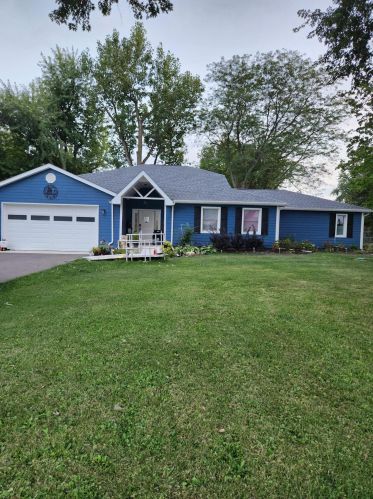 1079 Barks Rd, Marion, OH 43302-6718