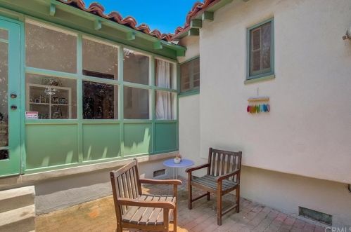 1905 Verdugo Rd, Glendale CA  91208-2605 exterior