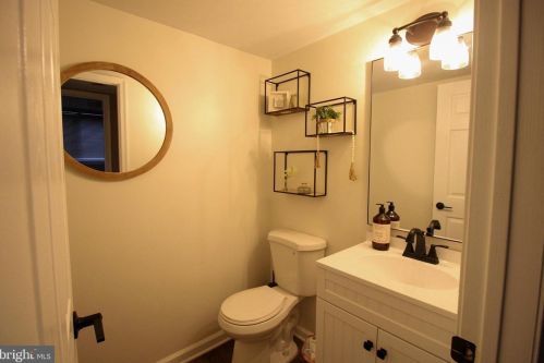 350 Pine Valley Rd, Dover DE  19904-7113 exterior