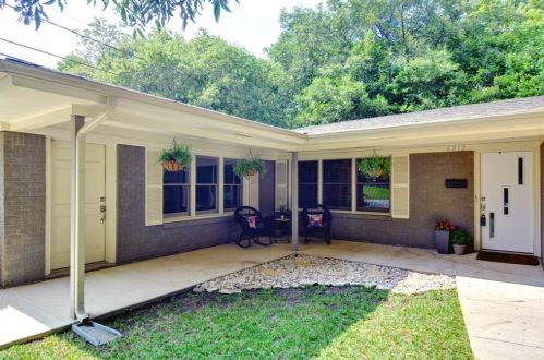 6812 Kirkwood Rd, Fort Worth, TX 76116-9419