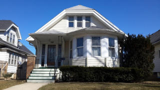 3348 17th St, Milwaukee, WI 53215-4905