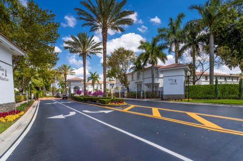 4083 156th Ave, Hollywood, FL 33027-4822