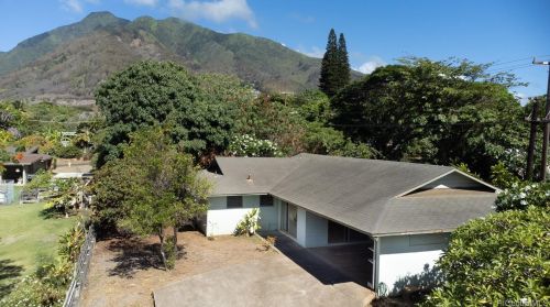 1418 Honua Pl, Wailuku, HI 96793-9332