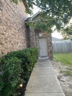 228 Caddis Cv, Uhland, TX 78640-8003