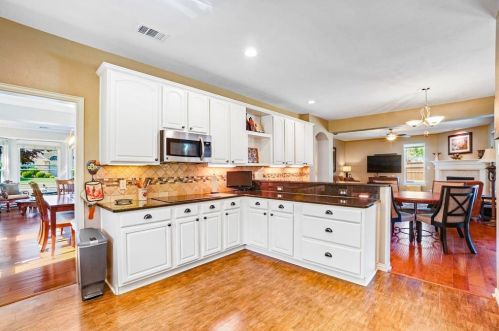 5412 Lancelot Ln, Richardson TX  exterior