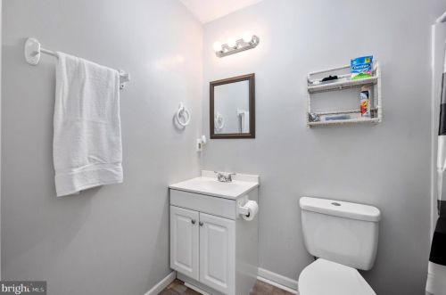 9940 Matti Hill Ct, Fredericksburg VA  22408-9222 exterior
