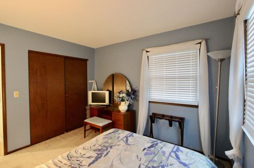 1030 Amboise Dr, Marion OH 43302-6614 exterior