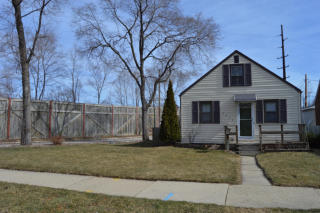 3412 Ahmedi Ave, Milwaukee, WI 53207-3639