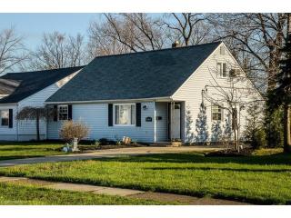 899 331st St, Willoughby, OH 44095-2801