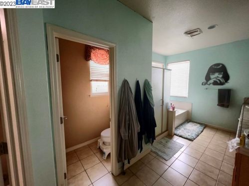 1175 Lucio St, Manteca CA  95336 exterior