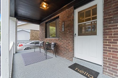 6620 Jackson St, Pittsburgh PA  15206-1764 exterior