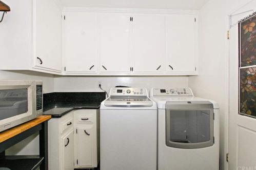 9342 Los Angeles St, Bellflower CA  90706-4446 exterior