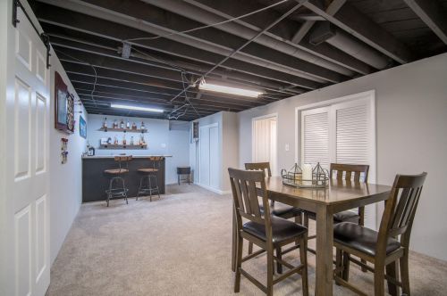 3265 93rd St, Milwaukee WI  53222-3510 exterior