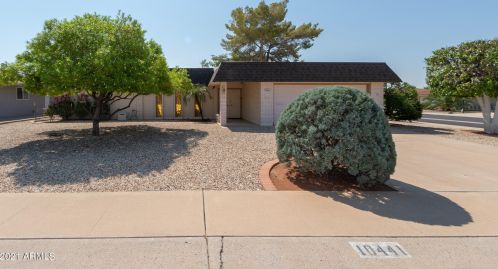 10441 Twin Oaks Dr, Sun City, AZ 85351-1861