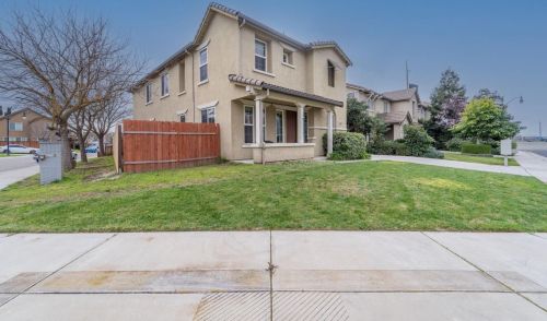 38 O St, Lathrop, CA 95330-8522