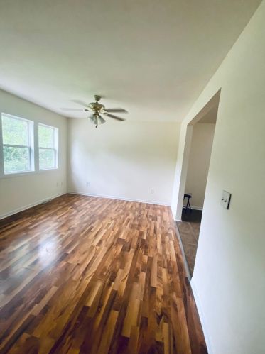 4828 Whitcomb St, Gary, IN 46408-4018
