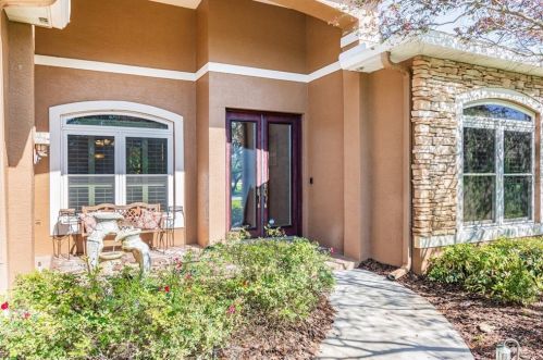 1236 Oxbridge Dr, Lutz, FL 33549-9319