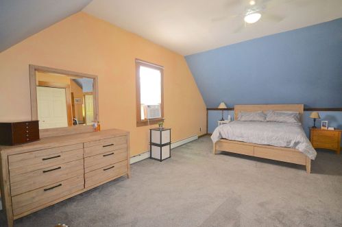 85 Broadway, Derry NH  03038-2019 exterior