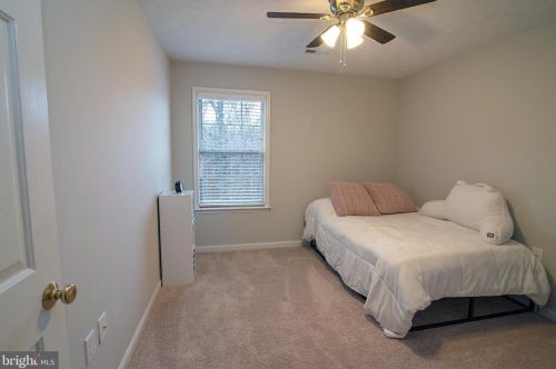 3809 Alberta Dr, Fredericksburg VA  22408-7713 exterior