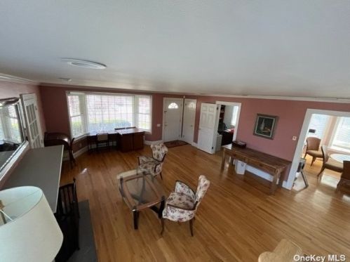 65 Brower Ave, Woodsburgh NY  11598-1743 exterior