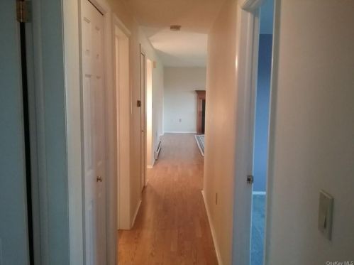 15 Maplewood Dr, Middletown NY  10940-6689 exterior