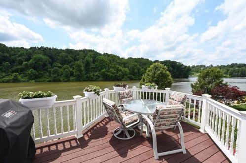 4020 Waterdam Cmns, Mc Donald, PA 15057-3063