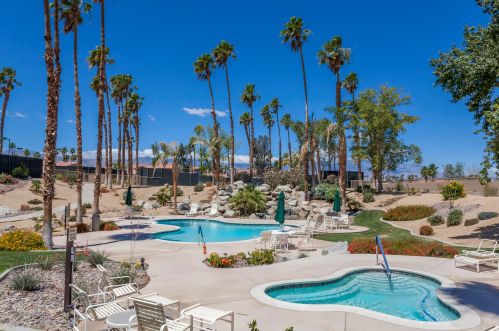 78351 Scarlet Ct, La Quinta CA  92253-3848 exterior