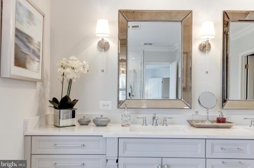 18506 Pelicans Nest Way, Leesburg VA  20176-3963 exterior